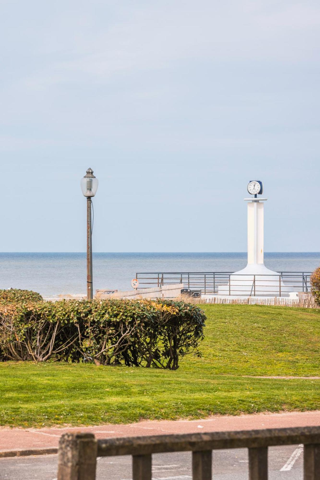 Spacieux Appart Pour 6, Front De Mer, Centre Le Touquet Bagian luar foto